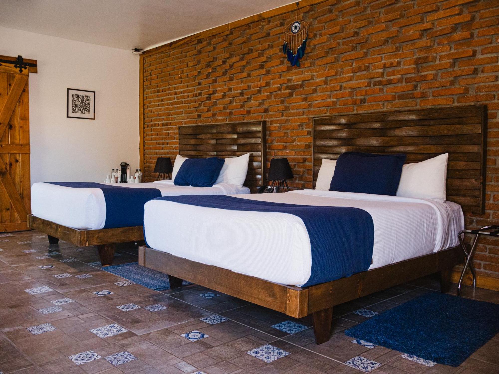 Ojo Azul Resort บาเย เด กัวลาลูเป ภายนอก รูปภาพ